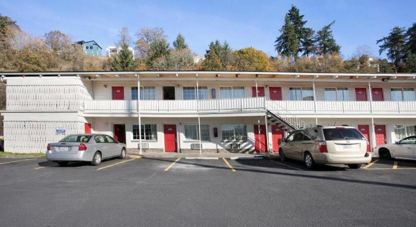 Oyo Hotel Kalama Exterior foto