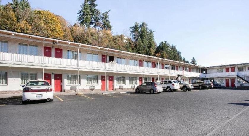 Oyo Hotel Kalama Exterior foto